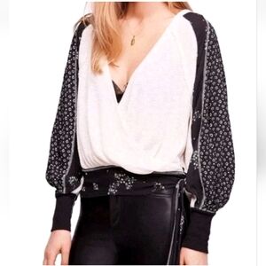 Free People Auxton Black White Long Sleeve Thermal Wrap Floral Blouse Size XS
